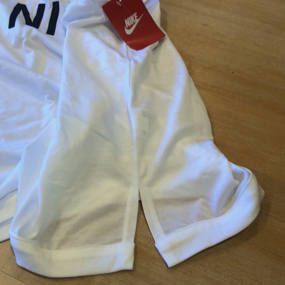 NWT Nike Athletic Top - Picture 5 of 8